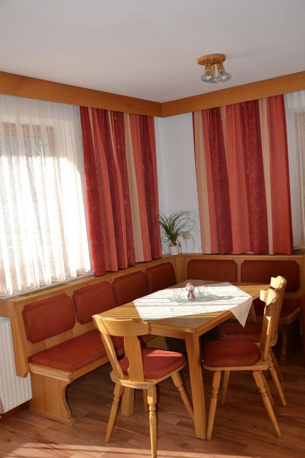 Ferienhaus Am Eggli Apartment Sankt Anton am Arlberg Ngoại thất bức ảnh