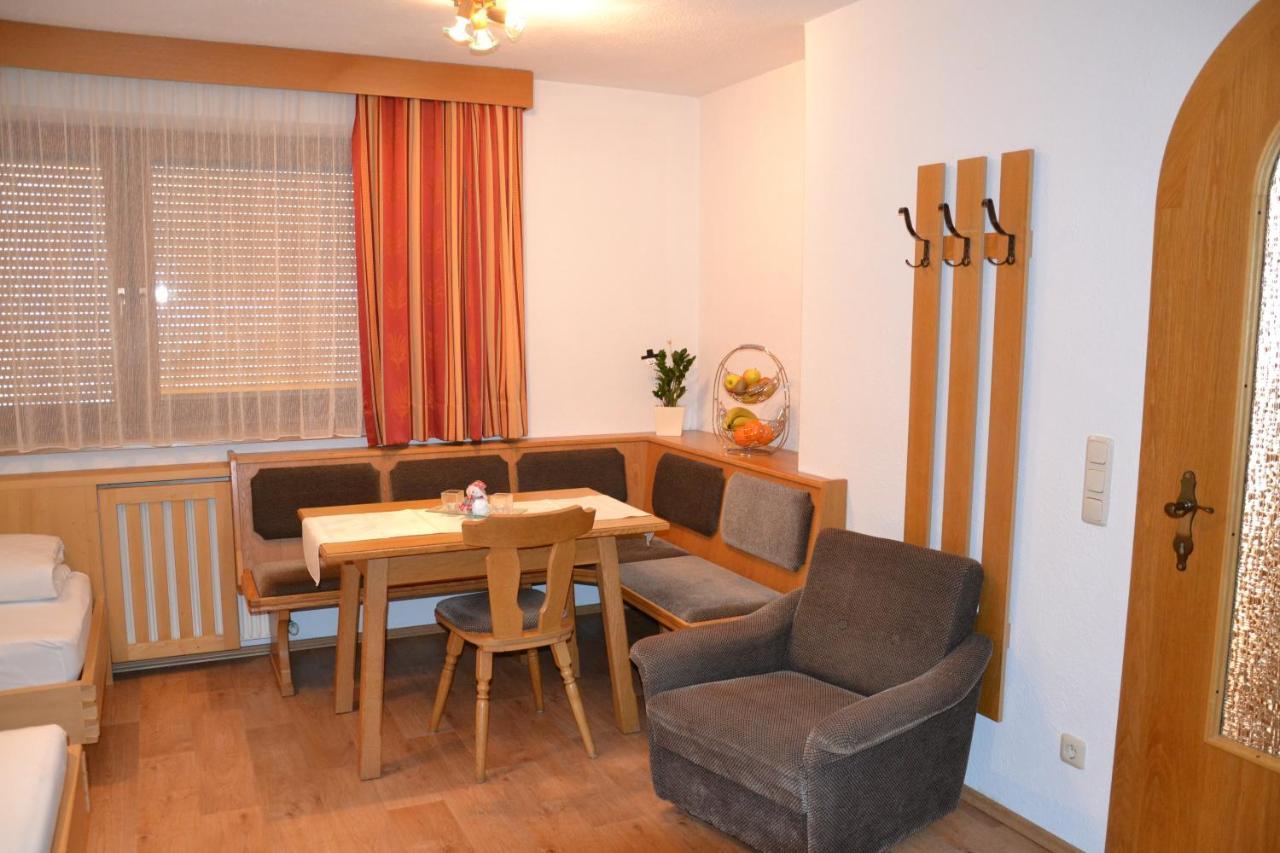 Ferienhaus Am Eggli Apartment Sankt Anton am Arlberg Phòng bức ảnh