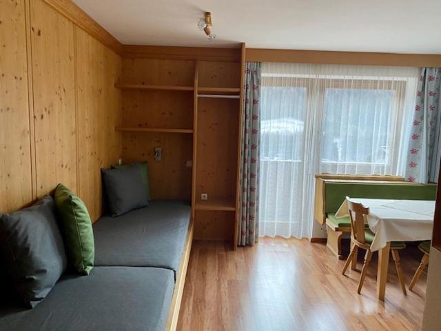 Ferienhaus Am Eggli Apartment Sankt Anton am Arlberg Ngoại thất bức ảnh